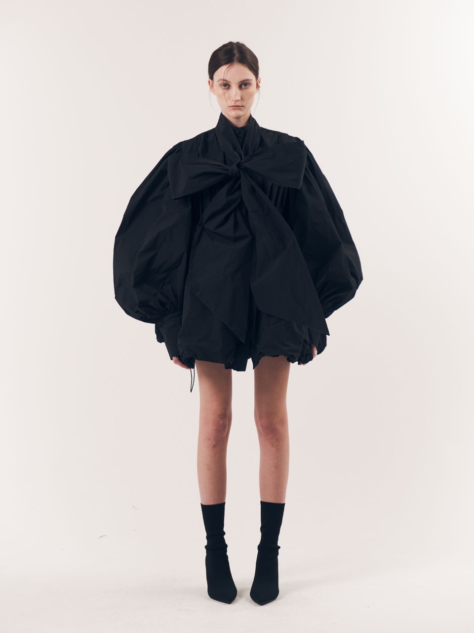 BALLOON SILHOUETTE SHIRTS DRESS (BLACK)